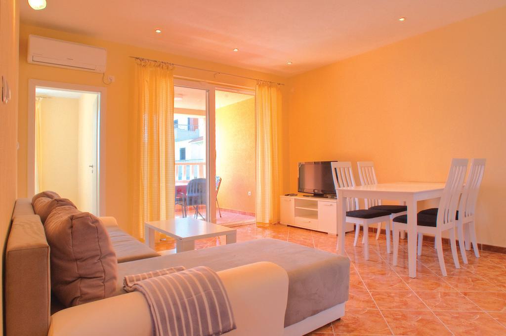 Apartments Tare, Free Parking Vodice Pokoj fotografie